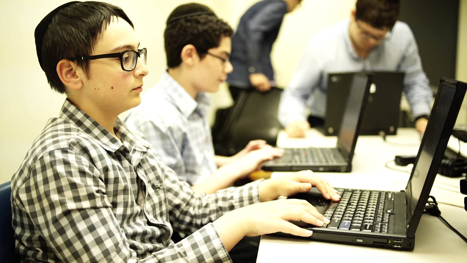 Textbooks-to-Tablets